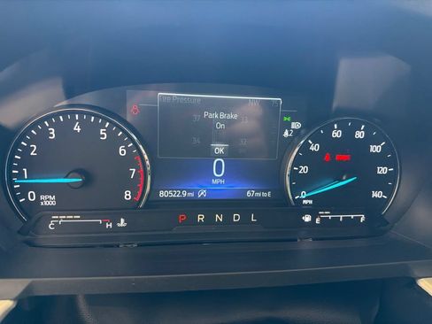 Used 2021 Ford Explorer XLT AWD/4WD image 2