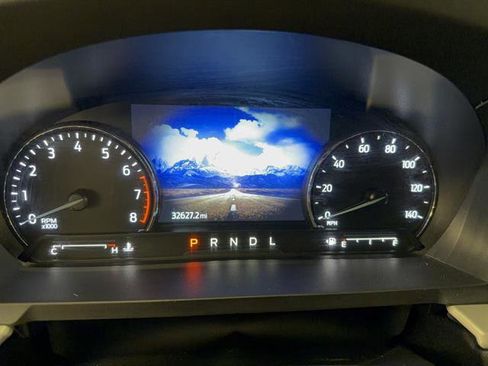 Certified 2022 Ford Explorer XLT w/ Equipment Group 202A image 6