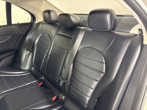 Used 2019 Mercedes-Benz C 300 4MATIC Sedan image 22