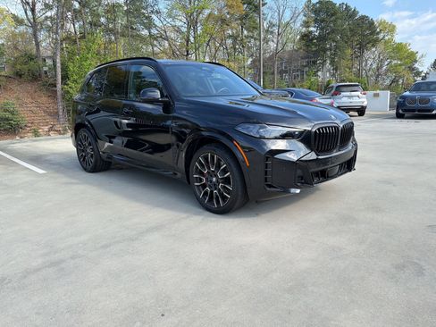 Certified 2024 BMW X5 xDrive40i w/ M Sport Package image 5