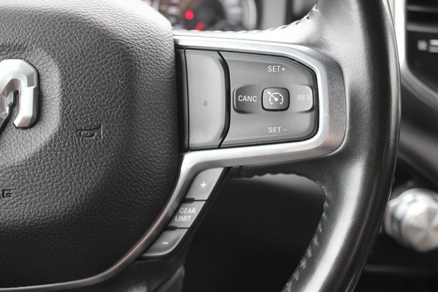 Used 2023 RAM 1500 Laramie AWD/4WD image 17