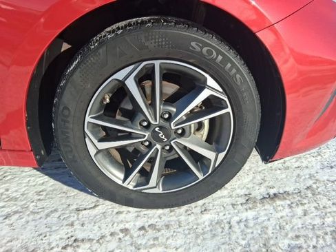 Used 2023 Kia Forte LXS image 5