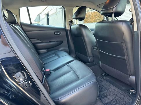Used 2015 Nissan Leaf SL w/ Premium Package image 24