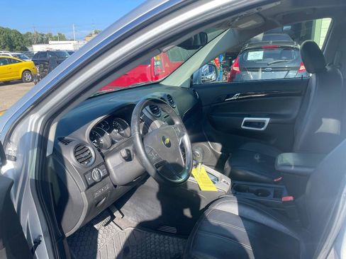 Used 2014 Chevrolet Captiva Sport LT w/ Convenience Package image 9