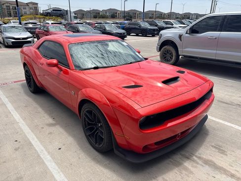 Used 2021 Dodge Challenger R/T Scat Pack RWD image 2