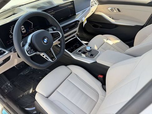 Used 2026 BMW 330i Sedan w/ M Sport Package RWD image 18