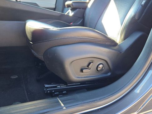 Used 2022 Jeep Compass Limited image 22