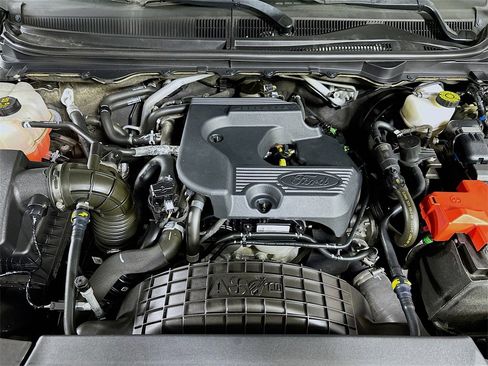 Used 2019 Ford Ranger Lariat w/ Equipment Group 501A Mid image 9