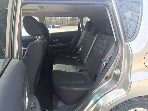 Used 2013 Kia Soul + w/ Audio Pkg image 16