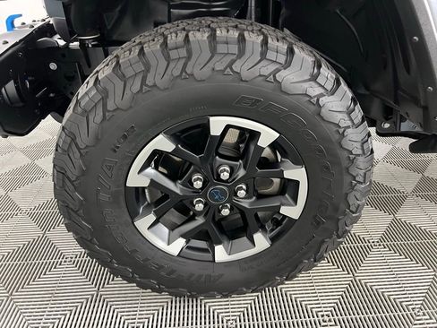 Used 2024 Jeep Wrangler Unlimited Rubicon 4xe image 12