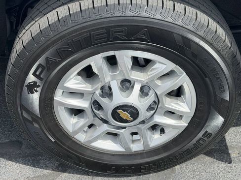 Used 2022 Chevrolet Silverado 2500 W/T w/ WT Fleet Convenience Package AWD/4WD image 29