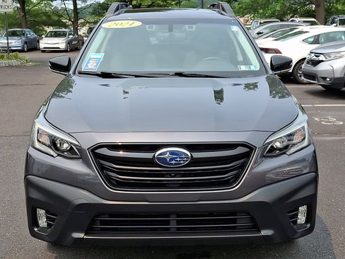Used 2021 Subaru Outback Onyx Edition XT w/ Popular Package #2 AWD/4WD image 2