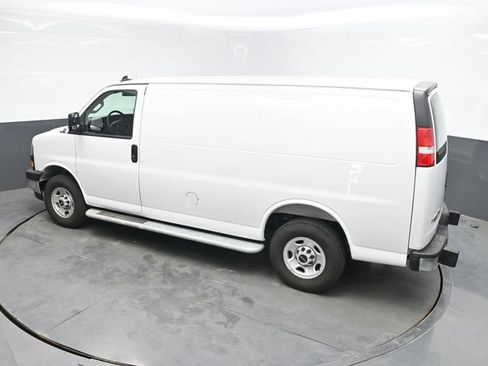 Used 2025 GMC Savana 2500 w/ Driver Convenience Package RWD image 28