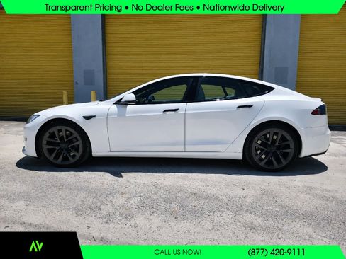 Used 2021 Tesla Model S Plaid AWD/4WD image 2