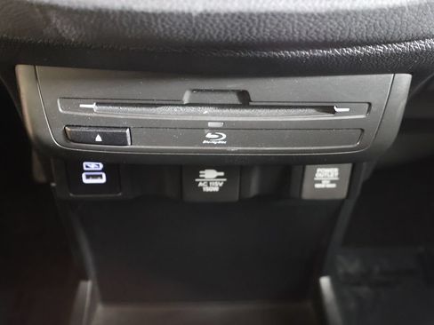 Used 2023 Honda Odyssey Touring image 34