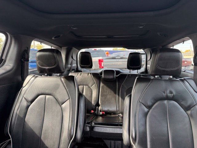 Used 2020 Chrysler Pacifica Limited FWD image 29