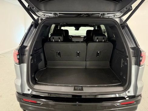 New 2026 GMC Acadia Denali Ultimate w/ LPO, Floor Liner Package image 8