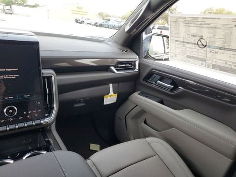 New 2026 GMC Yukon Elevation w/ Elevation Premium Package image 15