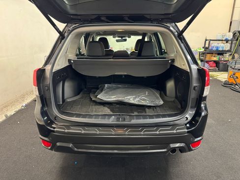 Used 2020 Subaru Forester Limited AWD/4WD image 6