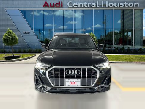 Used 2020 Audi Q3 2.0T Prestige w/ Prestige Package image 6