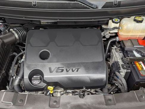 Used 2021 Buick Enclave Essence w/ Sport Touring Edition FWD image 32