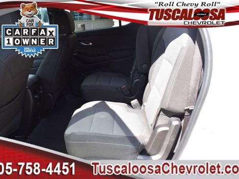 Used 2023 Chevrolet Traverse LT FWD image 21