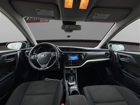 Used 2017 Toyota Corolla iM image 25