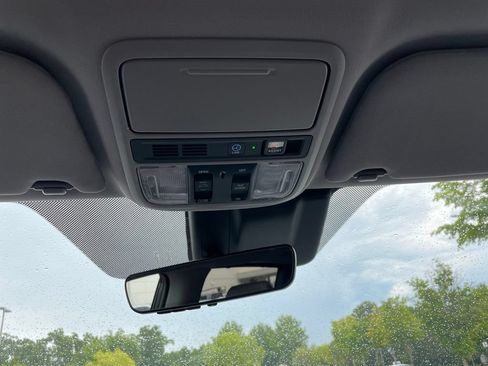 Used 2019 Honda Odyssey Elite image 16