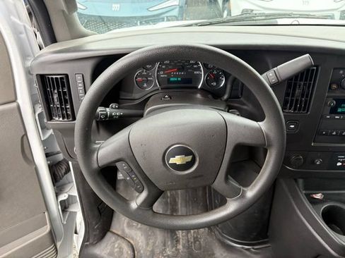 Used 2024 Chevrolet Express 2500 w/ Driver Convenience Package image 31