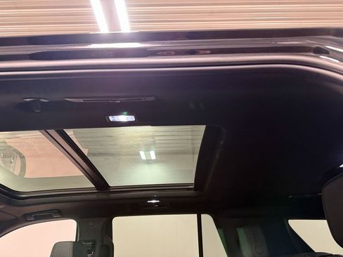 Used 2024 GMC Yukon Denali image 51