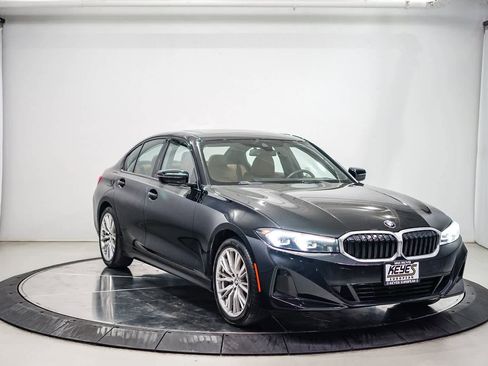 Used 2023 BMW 330i Sedan w/ Driving Assistance Package image 5