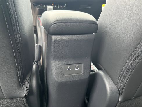 New 2026 Nissan Kicks SR w/ Cold Weather Package image 15