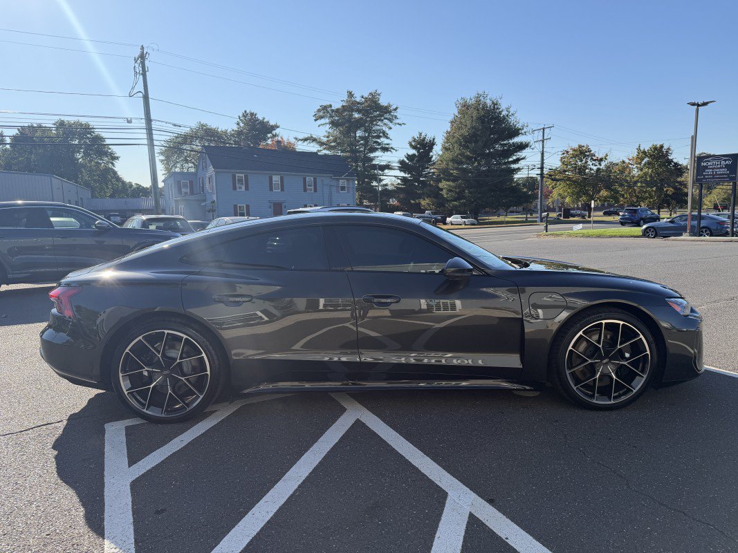 Used 2025 Audi S e-tron GT Prestige AWD/4WD image 6