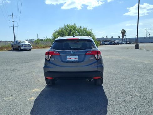 Used 2022 Honda HR-V EX image 7