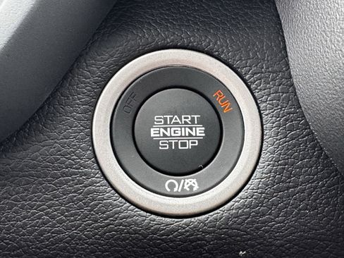 New 2026 RAM 2500 Laramie w/ Night Edition AWD/4WD image 23