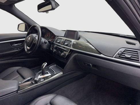 Used 2018 BMW 330i Sedan image 40