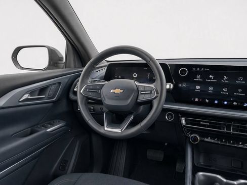 Used 2024 Chevrolet Traverse LT FWD image 36