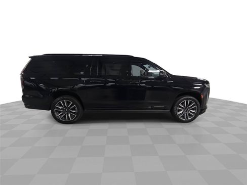 Used 2021 Cadillac Escalade ESV Sport w/ Driver Assist Tech Package AWD/4WD image 9