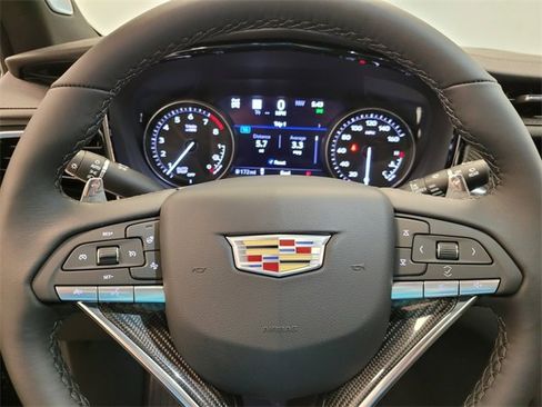 New 2025 Cadillac XT6 Sport w/ Technology Package image 21