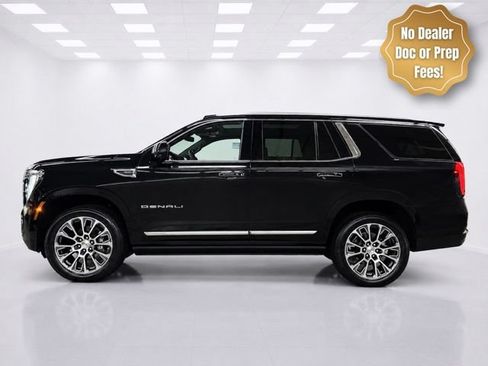 Used 2025 GMC Yukon Denali w/ Sun & Power Step Package AWD/4WD image 1