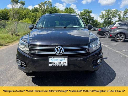 Used 2017 Volkswagen Tiguan Sport AWD/4WD image 2
