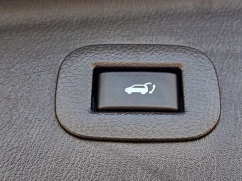 Certified 2023 INFINITI QX80 Premium Select w/ All-Season Package AWD/4WD image 45
