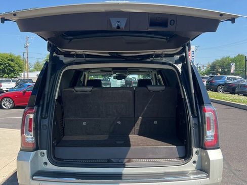 Used 2017 GMC Yukon Denali w/ Open Road Package AWD/4WD image 19