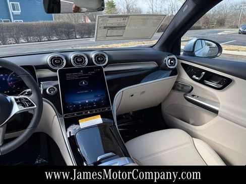 New 2026 Mercedes-Benz GLC 300 4MATIC image 16