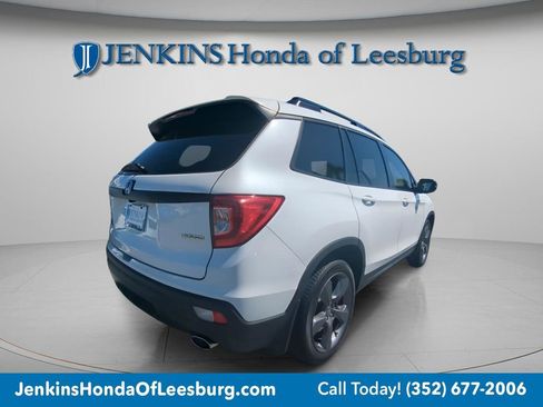 Used 2021 Honda Passport Touring image 3