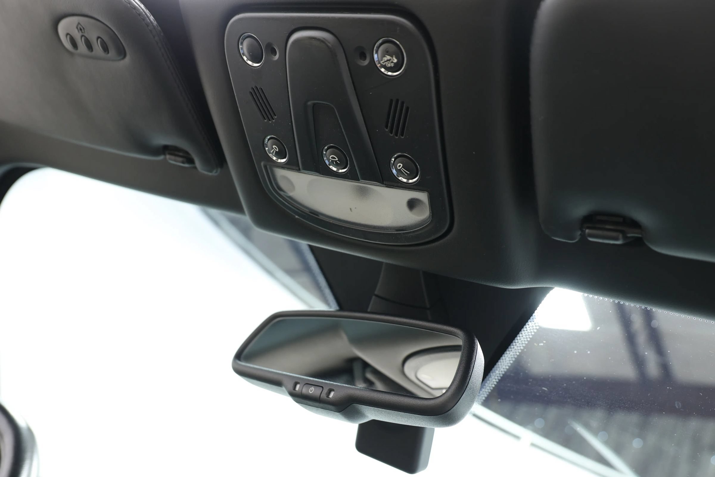 Used 2018 Maserati GranTurismo Sport RWD image 91