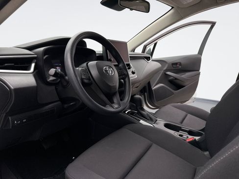 Used 2024 Toyota Corolla LE image 10