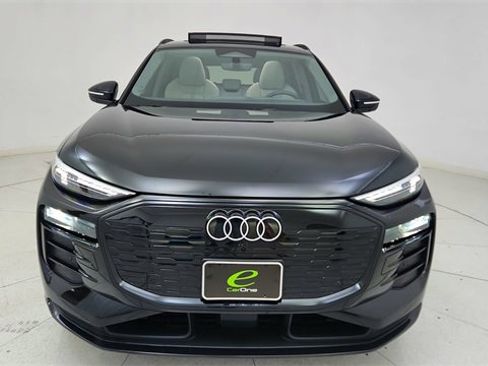 Used 2025 Audi Q6 e-tron Premium Plus w/ Premium Plus image 13
