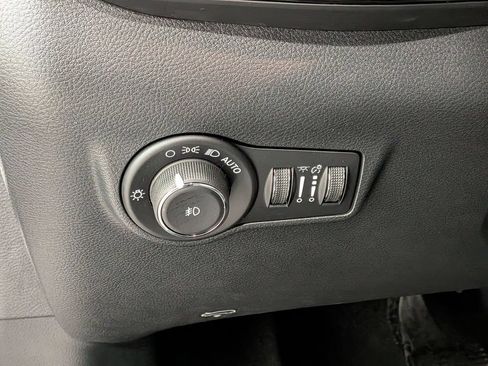 Used 2026 Jeep Compass Limited AWD/4WD image 15
