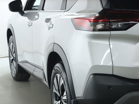 Used 2023 Nissan Rogue SV w/ SV Premium Package image 42